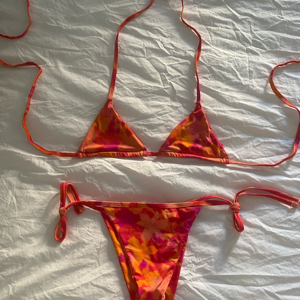 437 bikini - Picture 3 of 6